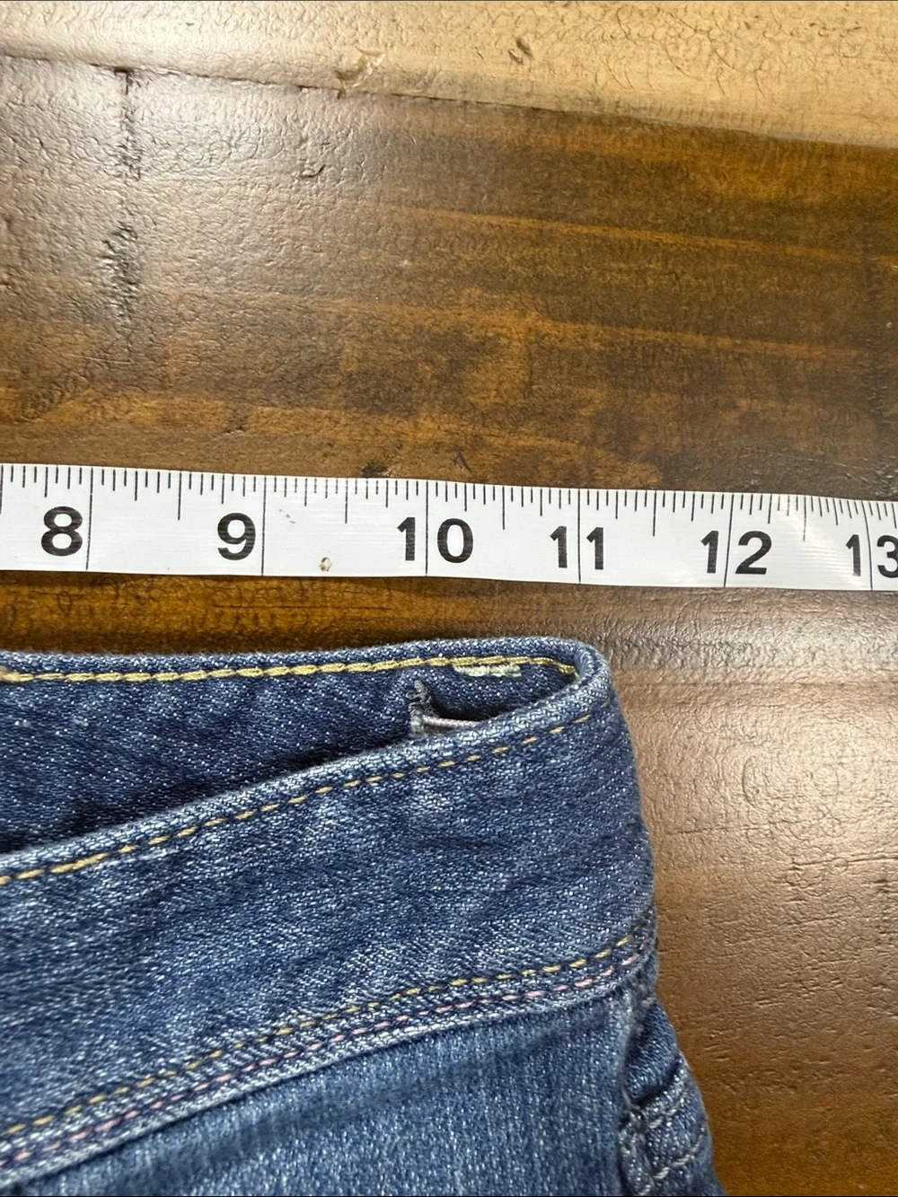 Old Navy Rolled Hem Mid Blue Crop Jeans